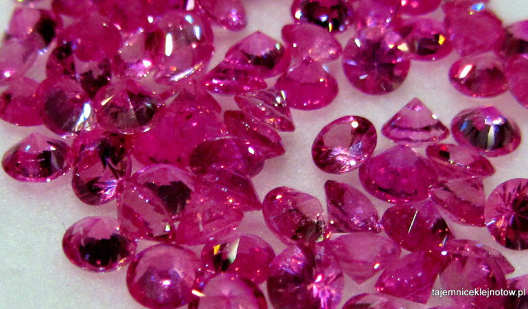 różowe kamienie szlachetne - szafir różowy ze Sri lanki